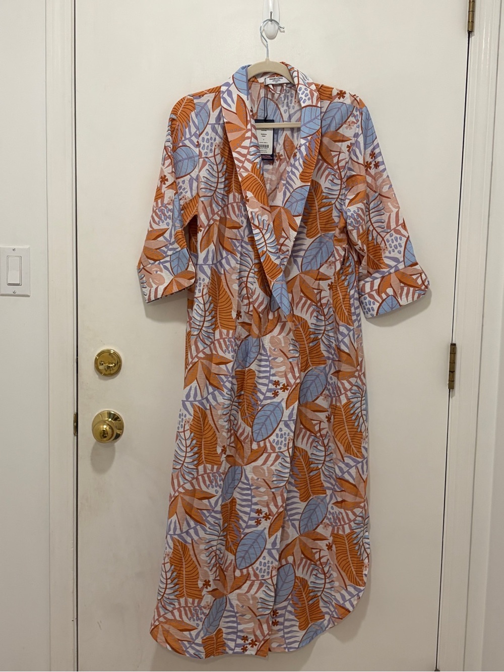 NWT Smash + Tess Blue and Rust Leaf-Print Midi Wrap/ Duster Dress. Size S